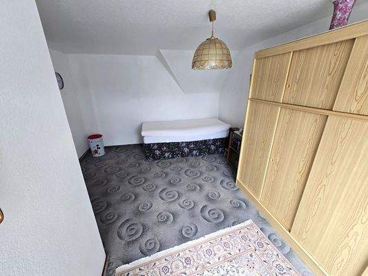 OG Kinderzimmer Bild 3.jpg