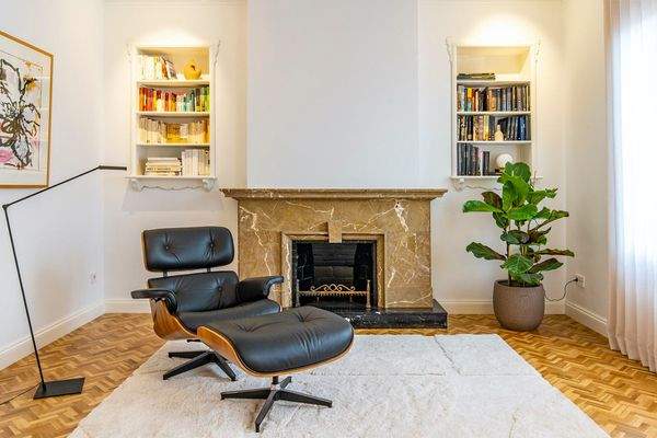 Luxuswohnung im Zentrum Palmas mit geräumigen Zimmern und Kamin