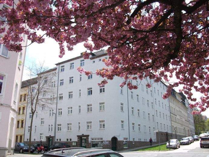 *Fichtestraße* mit Balkon-Wir haben DIE Wohnung für Dich! 