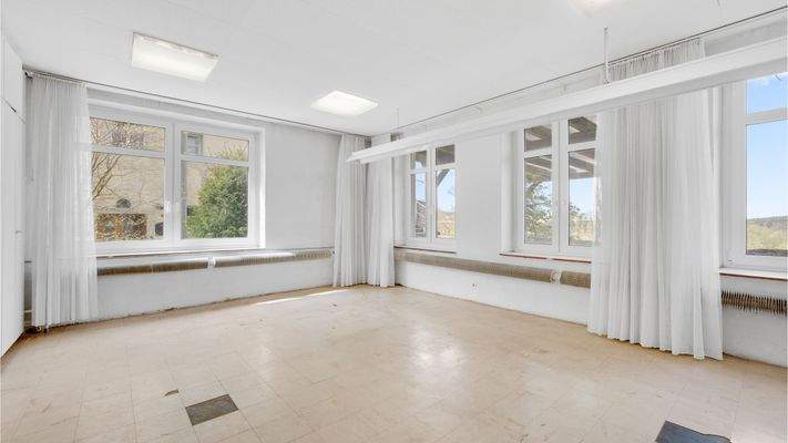 Fabrik OG Produktionsraum