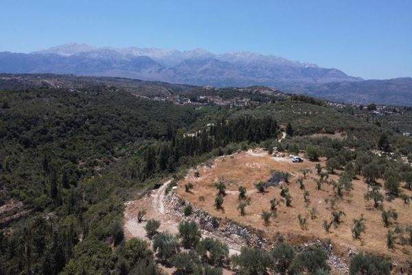 Kreta, Tsivaras: Grundstück in malerischer Lage mit Meerblick zu verkaufen