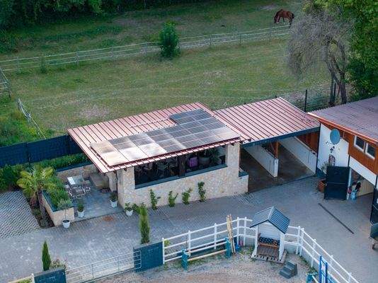 Reiterlounge / Putzplatz