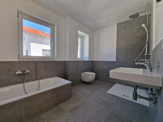 Badezimmer 1. OG