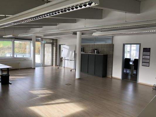 Innenansicht + Balkon