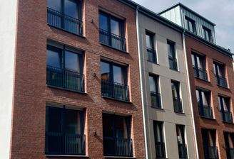 Vorderansicht Wohn-/ Geschäftshaus