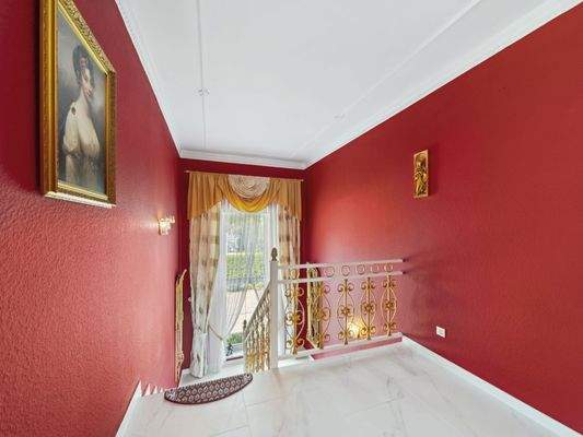 Aufgang Treppen zum OG