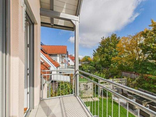 sonniger Süd-Ost-Balkon