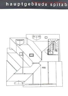 Hauptgebäude Spitzboden 