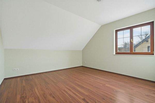 Schlafzimmer - bezugsfrei