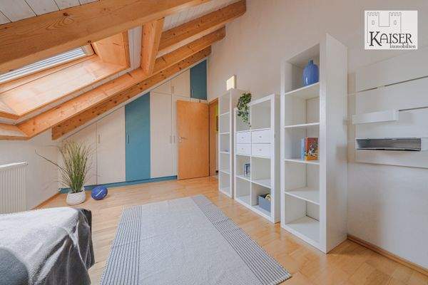 3 - 6-ZimmerWhg. OG+DG, Teil Whg. DG (14)