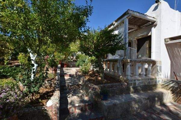 Kreta, Ammoudara: Komplex aus 1 Villa und 4 Bungalows in Strandnähe zu verkaufen