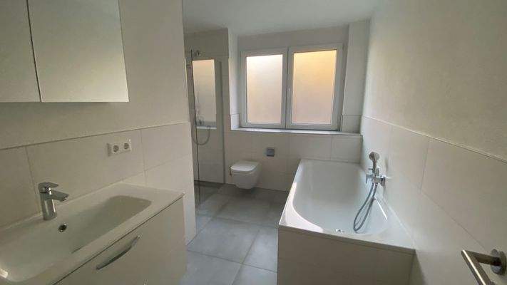 Bad mit Walk in Dusche