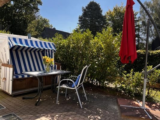 Terrasse mit Strandkorb