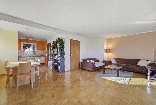 Ihr großes Wohnzimmer