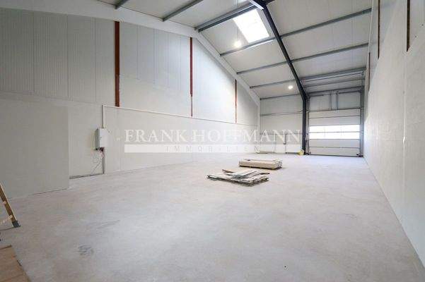 M2423P Hallenansicht 3