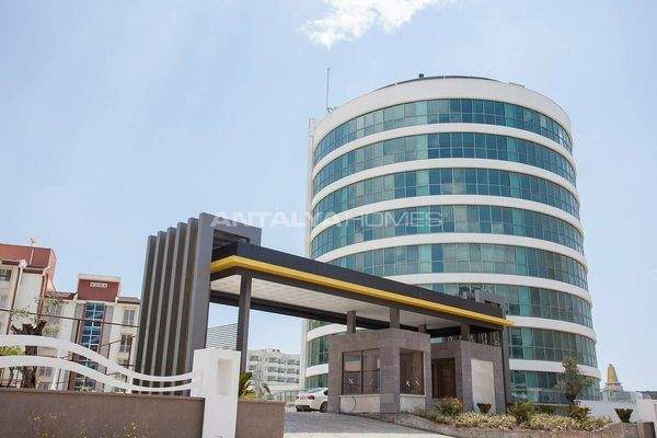 Flats in Hotel-Concept Complex Near the Sea in Kundu Antalya