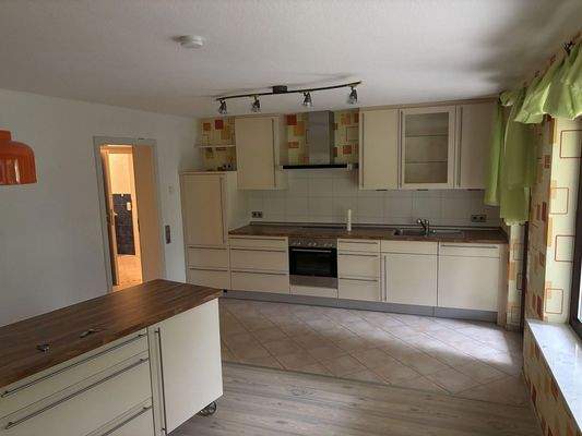 Wohnküche mit Eingang 