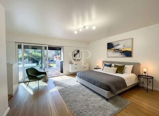 Erstes Schlafzimmer Gartengeschoss KI modifiziert