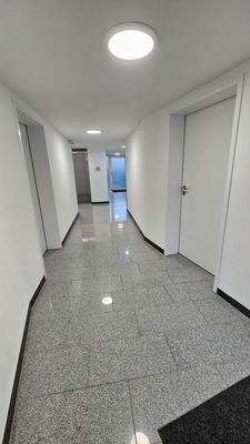 Hausflur im EG zur Hintertür