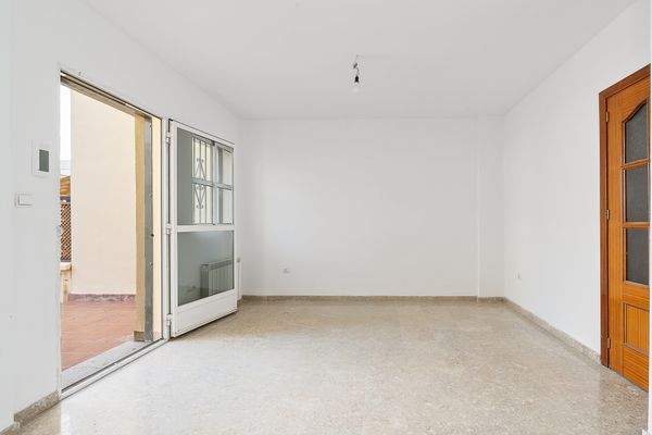 CASA CALLE SANTA CRUZ 94  0008-min.jpg