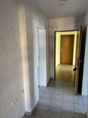 Flur - Blick in Treppenhaus