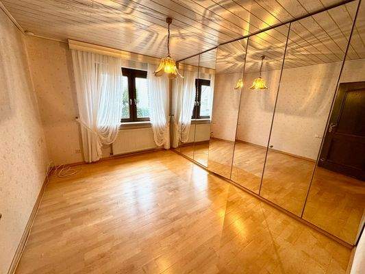 AK2 Schlafzimmer EG.jpeg