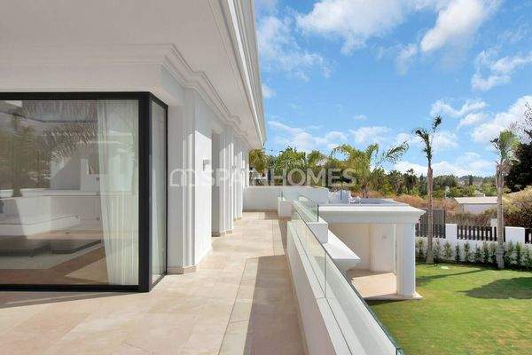 Fantastically Located Villas in a Sought After Area of Marbella