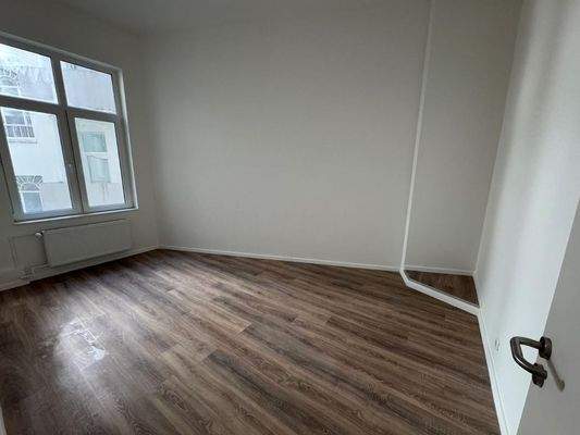 c55e027d-1d05-4e32-941d-db604a112fff