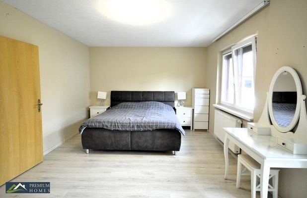 Angerberg - Doppelhaushälfte mit Garten - Schlafzimmer