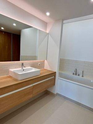 Vollbad mit Badewanne