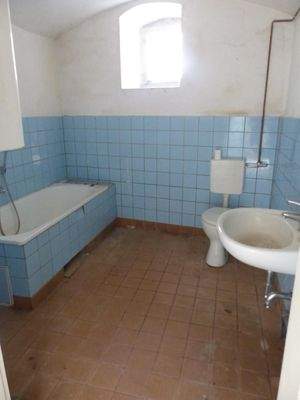 Bad im ehemaligen Stall 