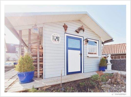 144-2025 Gartenhaus.jpg