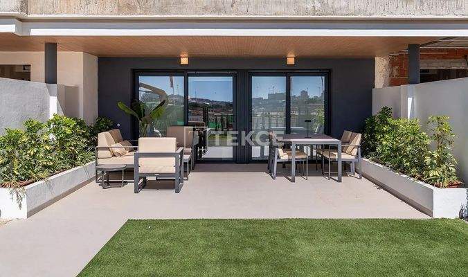 Modern Stylish Apartments in Complex in Torrevieja Alicante