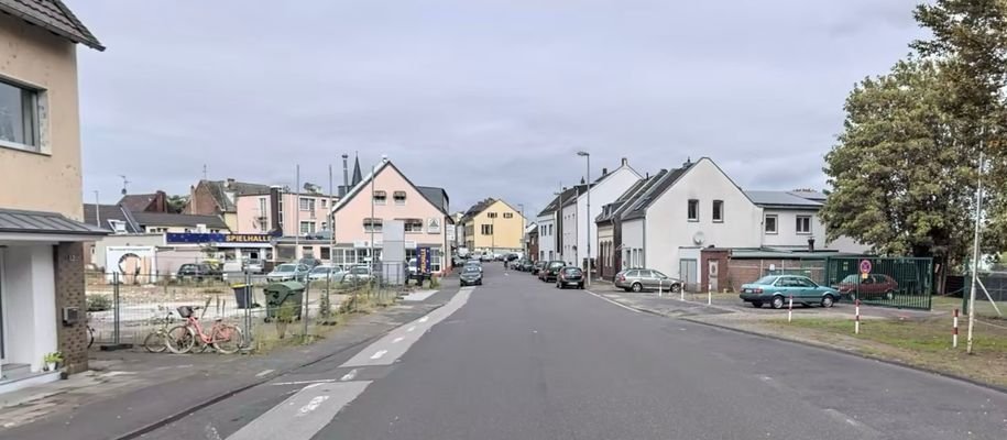 Straßenansicht