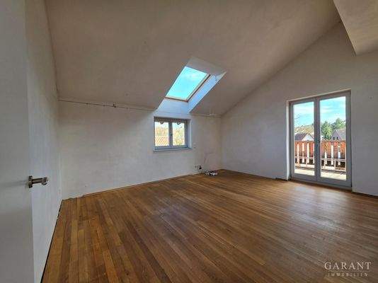 Kinderzimmer 2 o. Büro Ansicht 1