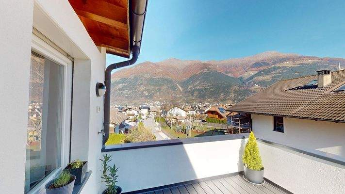 Attraktive 2-Zimmer-Wohnung in Morter bei Latsch, Südtirol – ideal als Zweitwohnsitz oder Investition, mit Terrasse, Balkon und Stellplatz – Appartamento bilocale a Morter vicino Laces, Alto Adige, ideale come seconda casa o investimento, con terrazza, ba