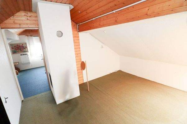 Dachgeschoss Althaus