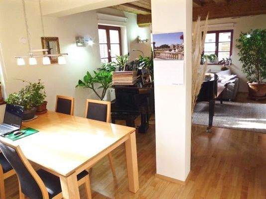 Wohn- und Essbereich