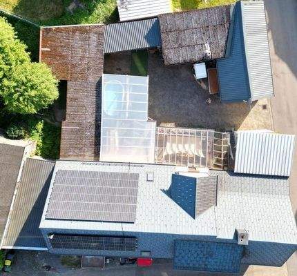 Haus und Hof von oben