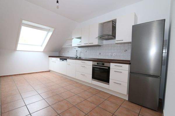 Küche m. Einbauküche