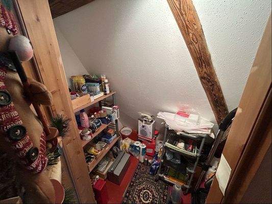 Abstellkammer im Dachgeschoss