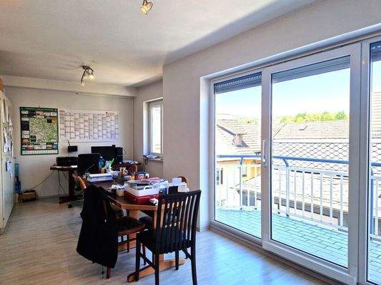 Gewerbe - Büro - 2. Stock