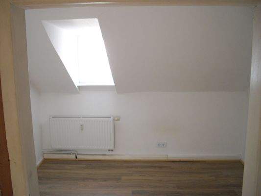Dachzimmer links HH