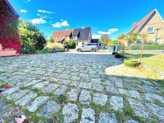 Fläche zum Parken vor der Garage