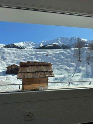 Blick vom Küchenfenster auf die Landschaft