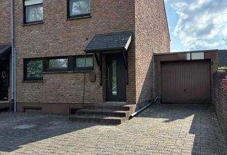 Frontansicht von rechts