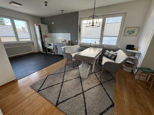 1. OG Esszimmer &amp; Küche