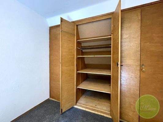 Platz wäre ja da ;-)