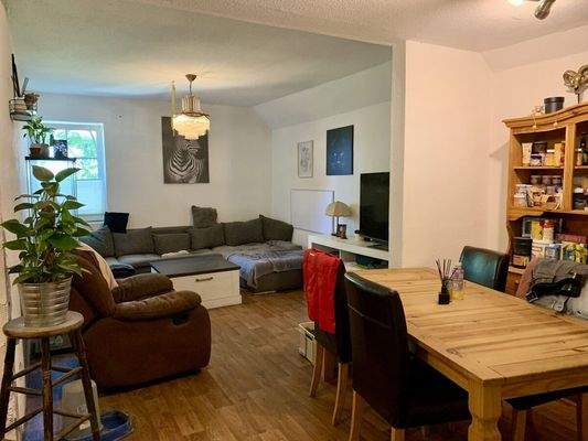 26) Wohnung DG 2, Wohnzimmer 1