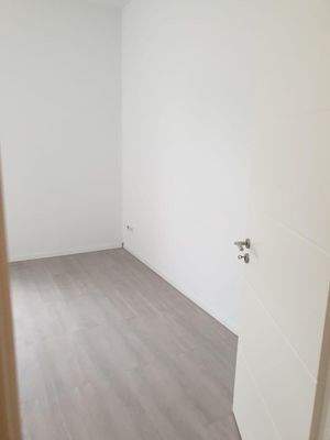 5fbcfab6-d839-4b30-8a1c-44c04a15a6c9